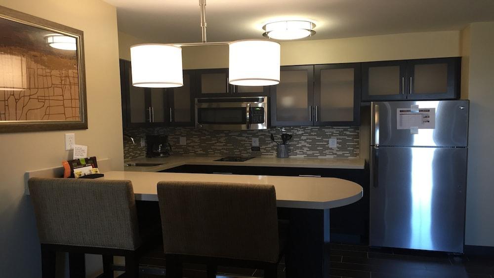 Staybridge Suites Merrillville By Ihg Luaran gambar