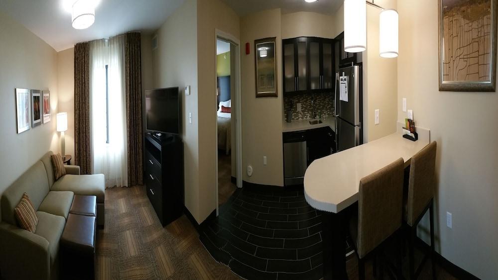 Staybridge Suites Merrillville By Ihg Luaran gambar