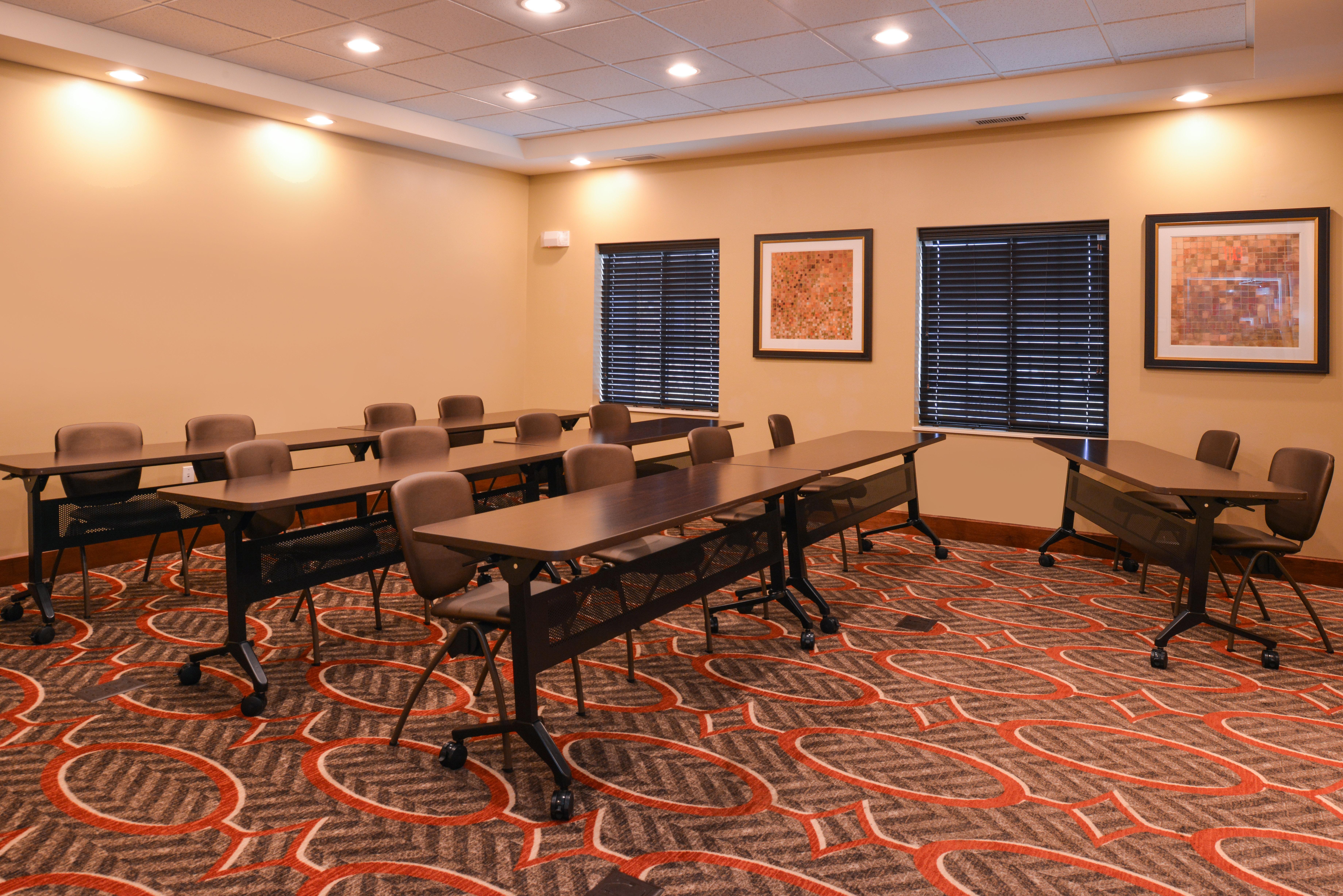 Staybridge Suites Merrillville By Ihg Luaran gambar